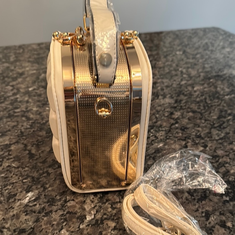 Square hard case Cream Handbag with Gold Accents NWOT - Picture 5 of 14